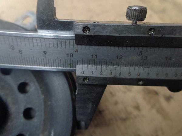 COMPRESSEUR DE CLIMATISATION TOYOTA - Vue 3